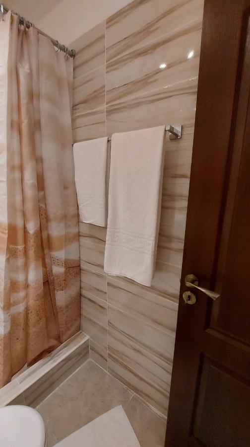 Ambiennt Hotel Букурещ Екстериор снимка