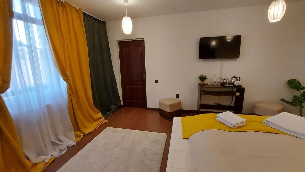 Ambiennt Hotel Букурещ Екстериор снимка